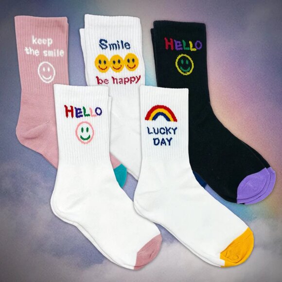 NWT Happy Smiley Face Pink Ribbed Crew Socks - Picture 2 of 5